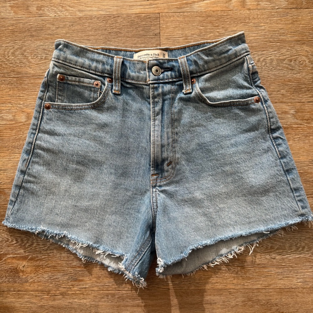 Abercrombie 90s Relaxed Cutoff Shorts